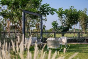 Personal garden with Swing