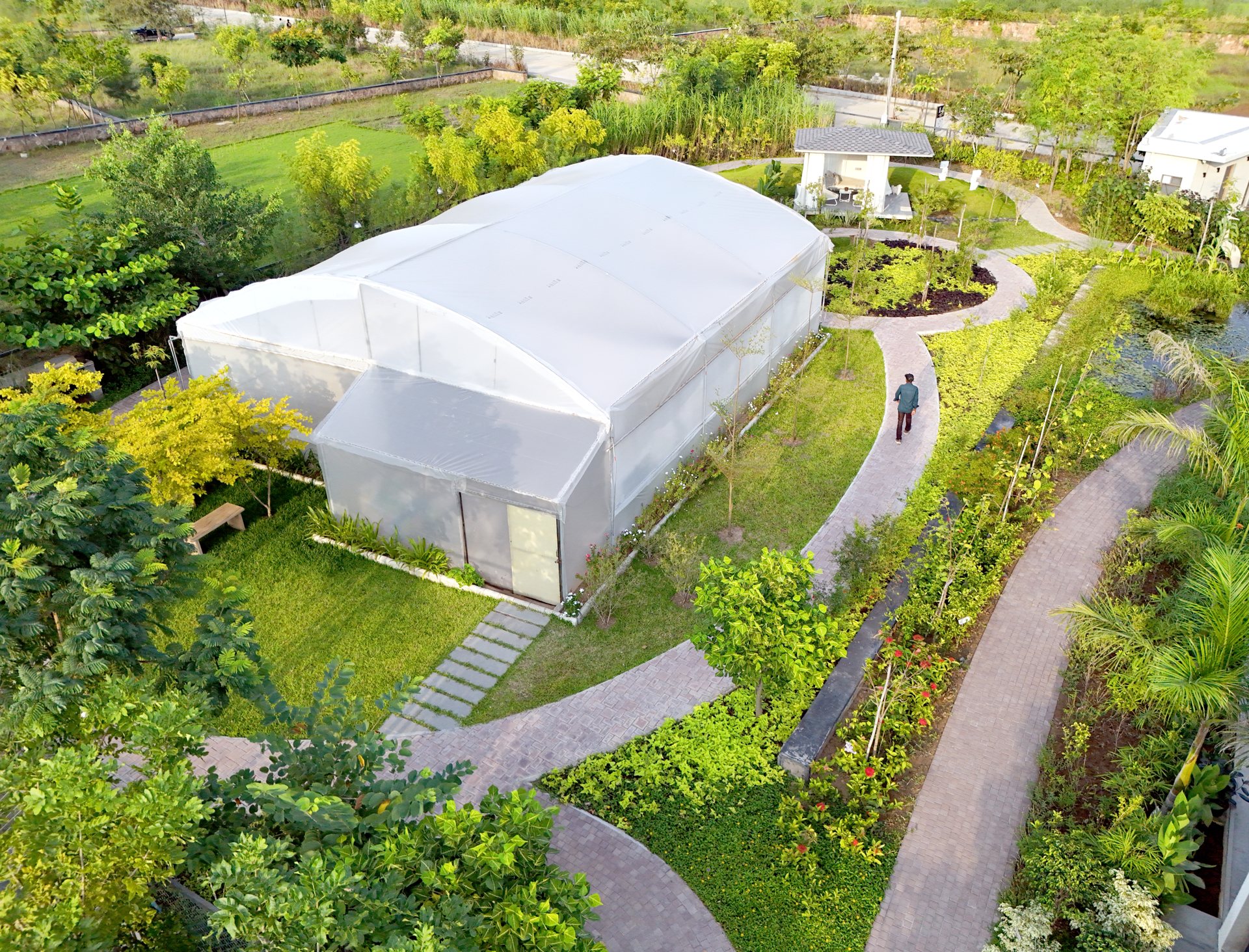 Polynet house